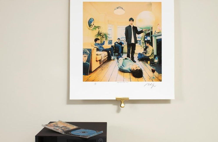 Definitely Maybe Back Cover - Hypergallery - Oasis