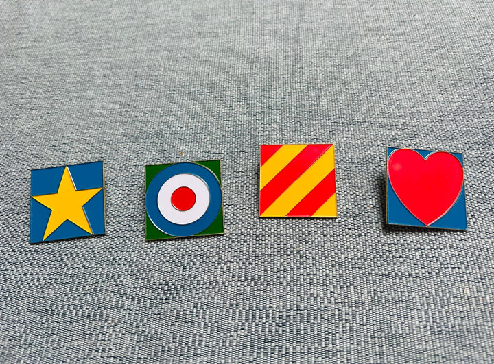 Pop Art Badges - Hypergallery - Sir Peter Blake