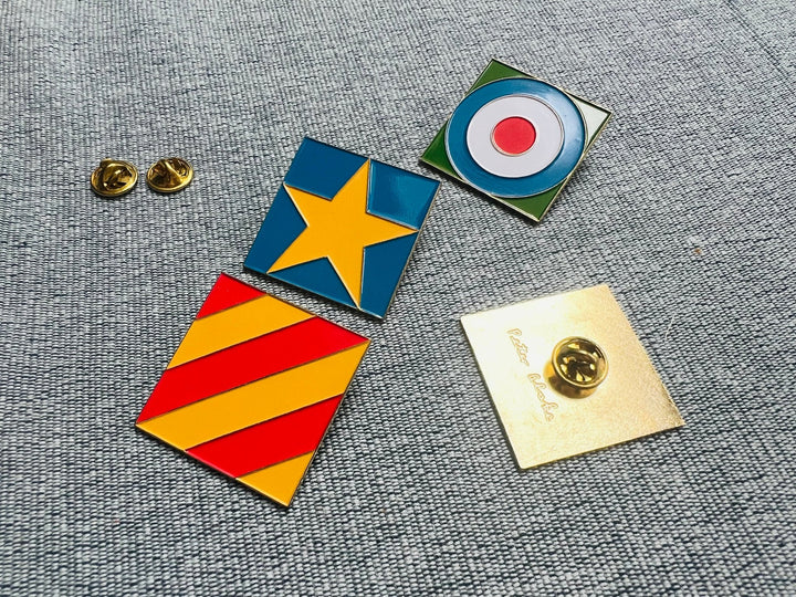 Pop Art Badges - Hypergallery - Sir Peter Blake