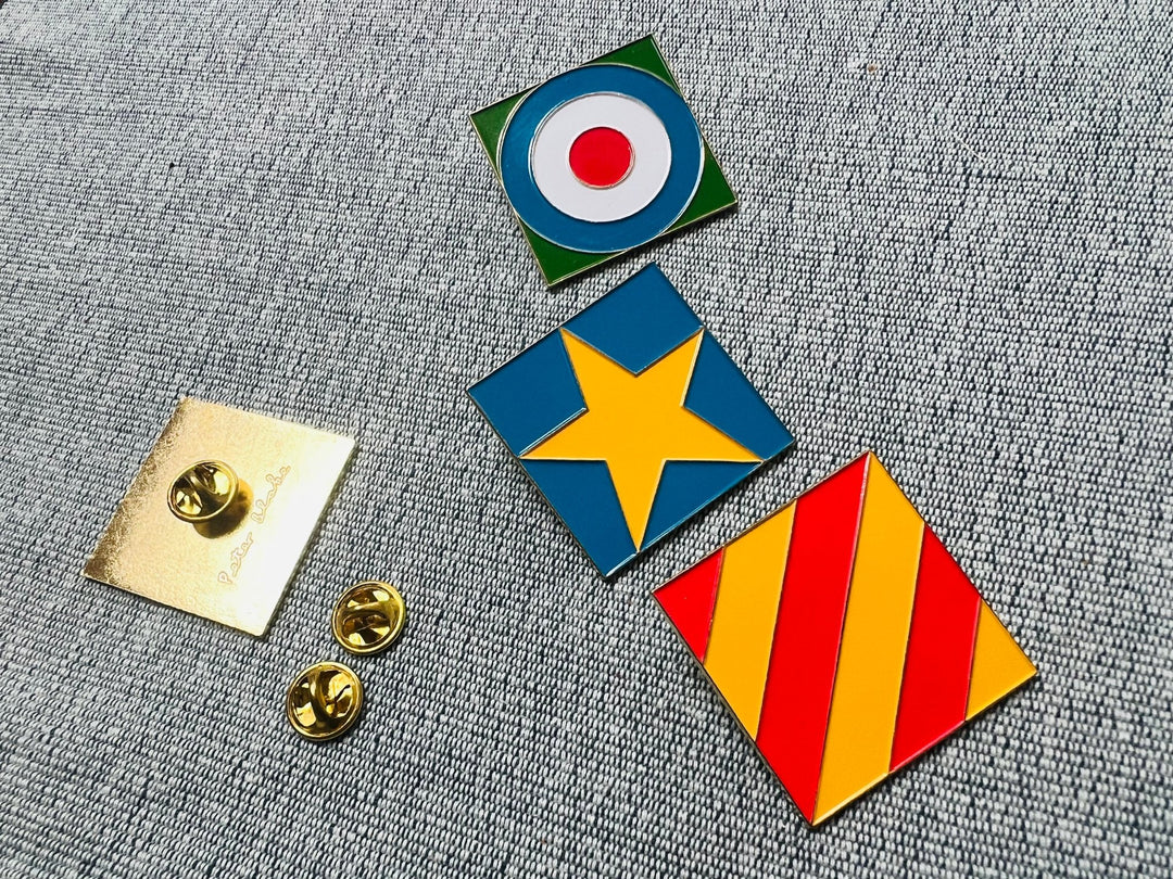 Pop Art Badges - Hypergallery - Sir Peter Blake